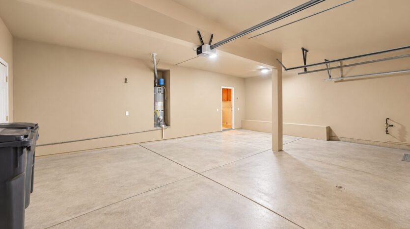 29121 Shadow Hills Street - Menifee - California - 5 bed, 4 bath rental property