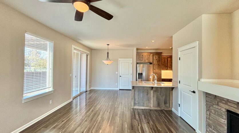 2965 SW Yew Park lane - Redmond - Oregon - 3 bed, 2 bath rental property