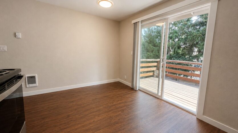 310-316 S. Manzanita Court - Canby - Oregon - 2 bed, 1 bath rental property