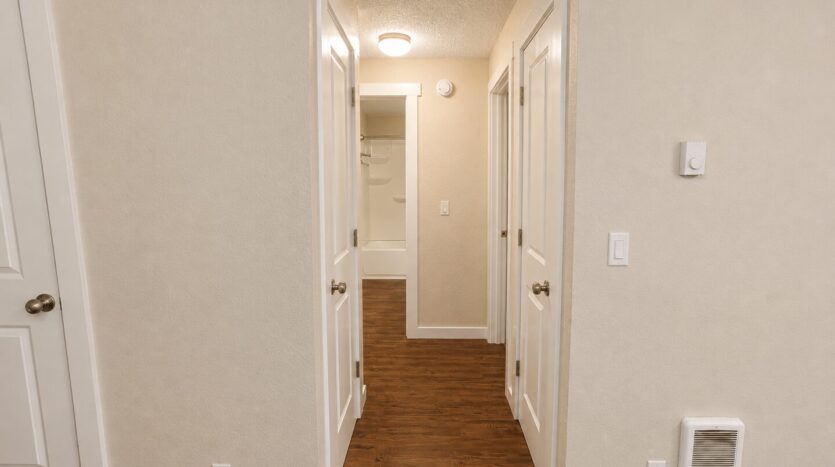 310-316 S. Manzanita Court - Canby - Oregon - 2 bed, 1 bath rental property