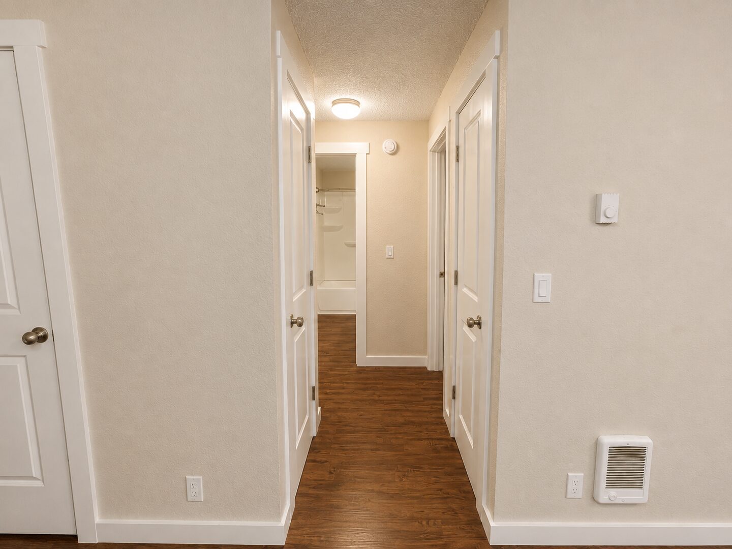 310-316 S. Manzanita Court - Canby - Oregon - 2 bed, 1 bath rental property