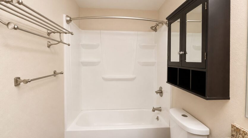 310-316 S. Manzanita Court - Canby - Oregon - 2 bed, 1 bath rental property