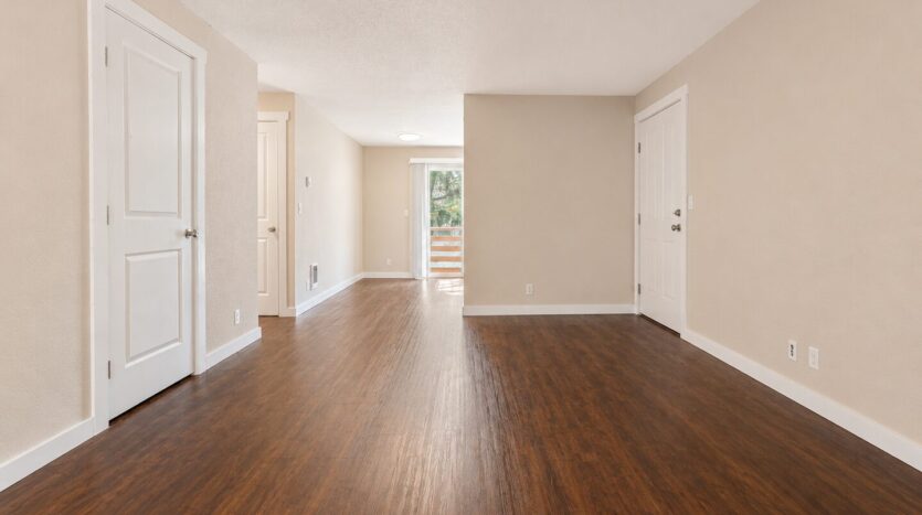 310-316 S. Manzanita Court - Canby - Oregon - 2 bed, 1 bath rental property