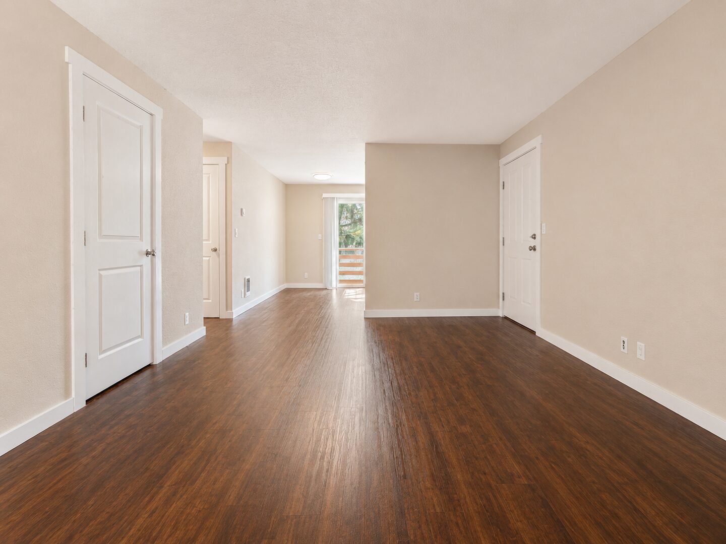 310-316 S. Manzanita Court - Canby - Oregon - 2 bed, 1 bath rental property