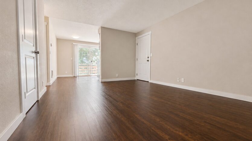 310-316 S. Manzanita Court - Canby - Oregon - 2 bed, 1 bath rental property