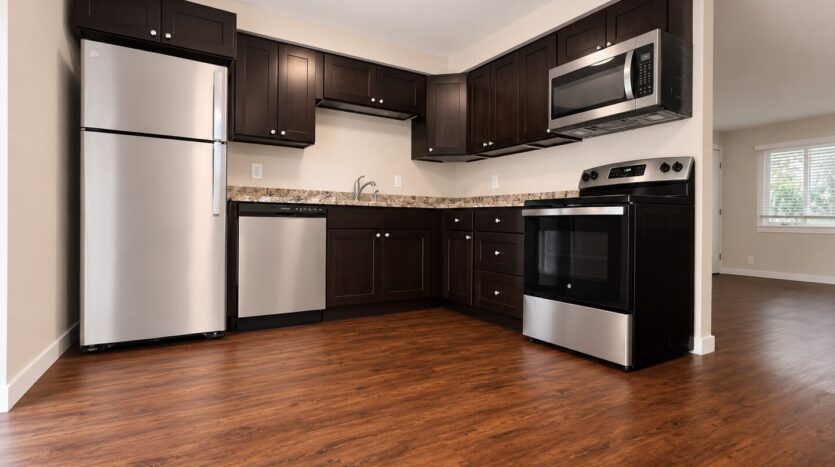 310-316 S. Manzanita Court - Canby - Oregon - 2 bed, 1 bath rental property