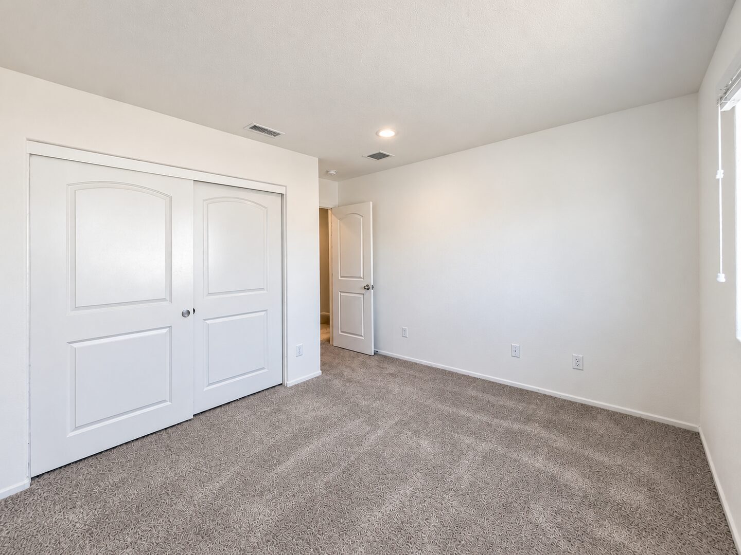 31029 Branding Iron Ct. - Winchester - California - 4 bed, 2.5 bath rental property