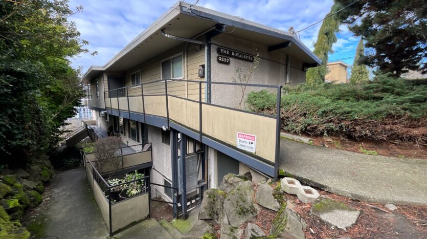 3227 14th Ave W - # 01 - Seattle - Washington - 1 bed, 1 bath rental property