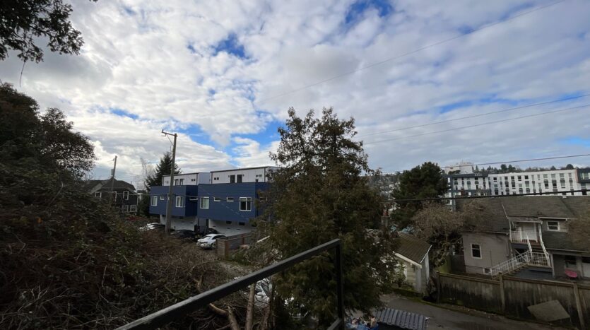 3227 14th Ave W - # 01 - Seattle - Washington - 1 bed, 1 bath rental property