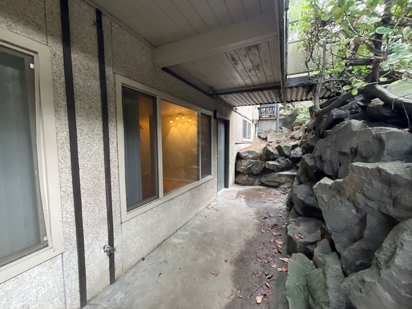 3227 14th Ave W - # 01 - Seattle - Washington - 1 bed, 1 bath rental property