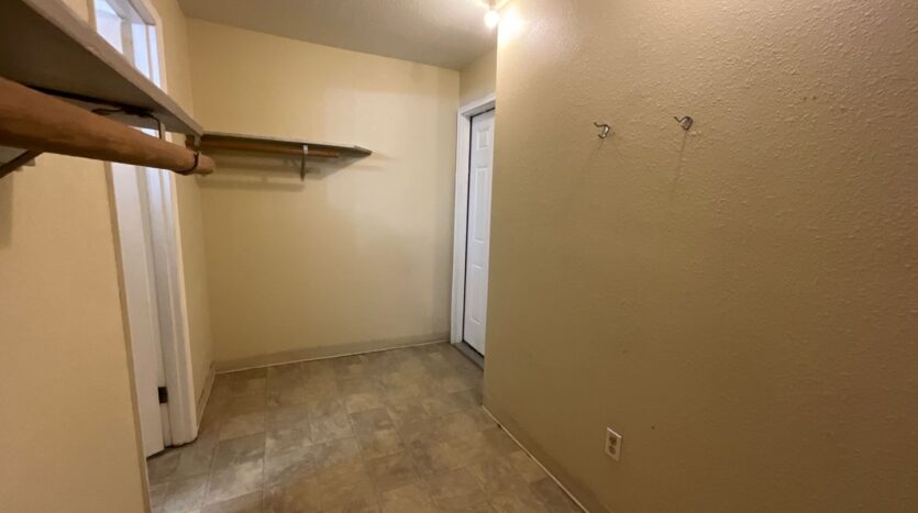 3227 14th Ave W - # 01 - Seattle - Washington - 1 bed, 1 bath rental property