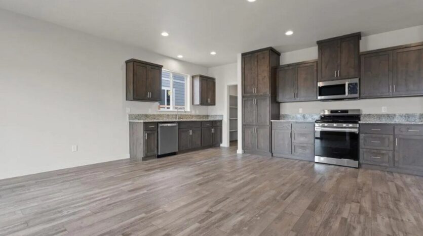 3257 NW Cedar Ave - Redmond - Oregon - 3 bed, 3 bath rental property