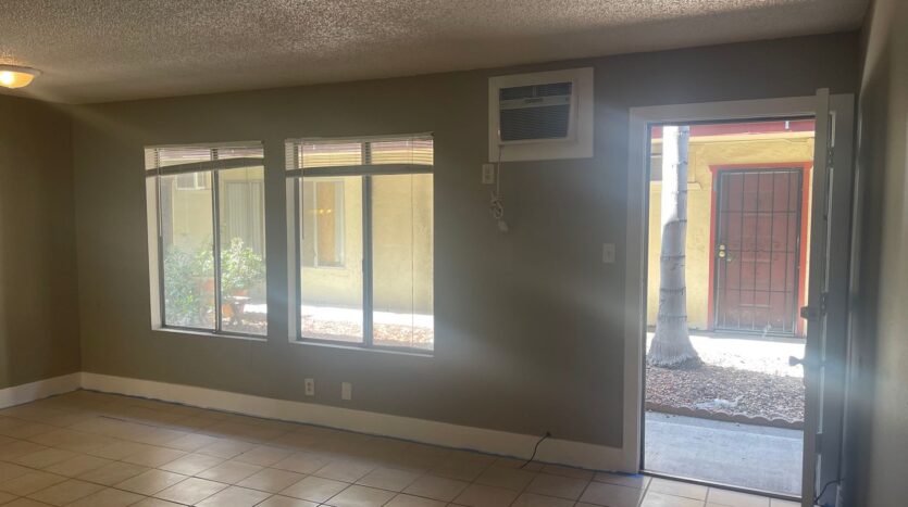 337 E Poplar St. - Stockton - California - 1 bed, 1 bath rental property
