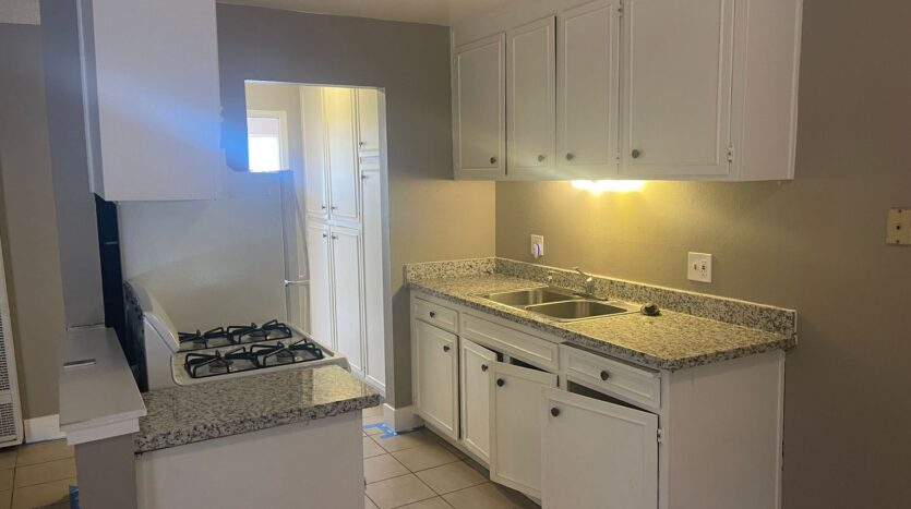 337 E Poplar St. - Stockton - California - 1 bed, 1 bath rental property