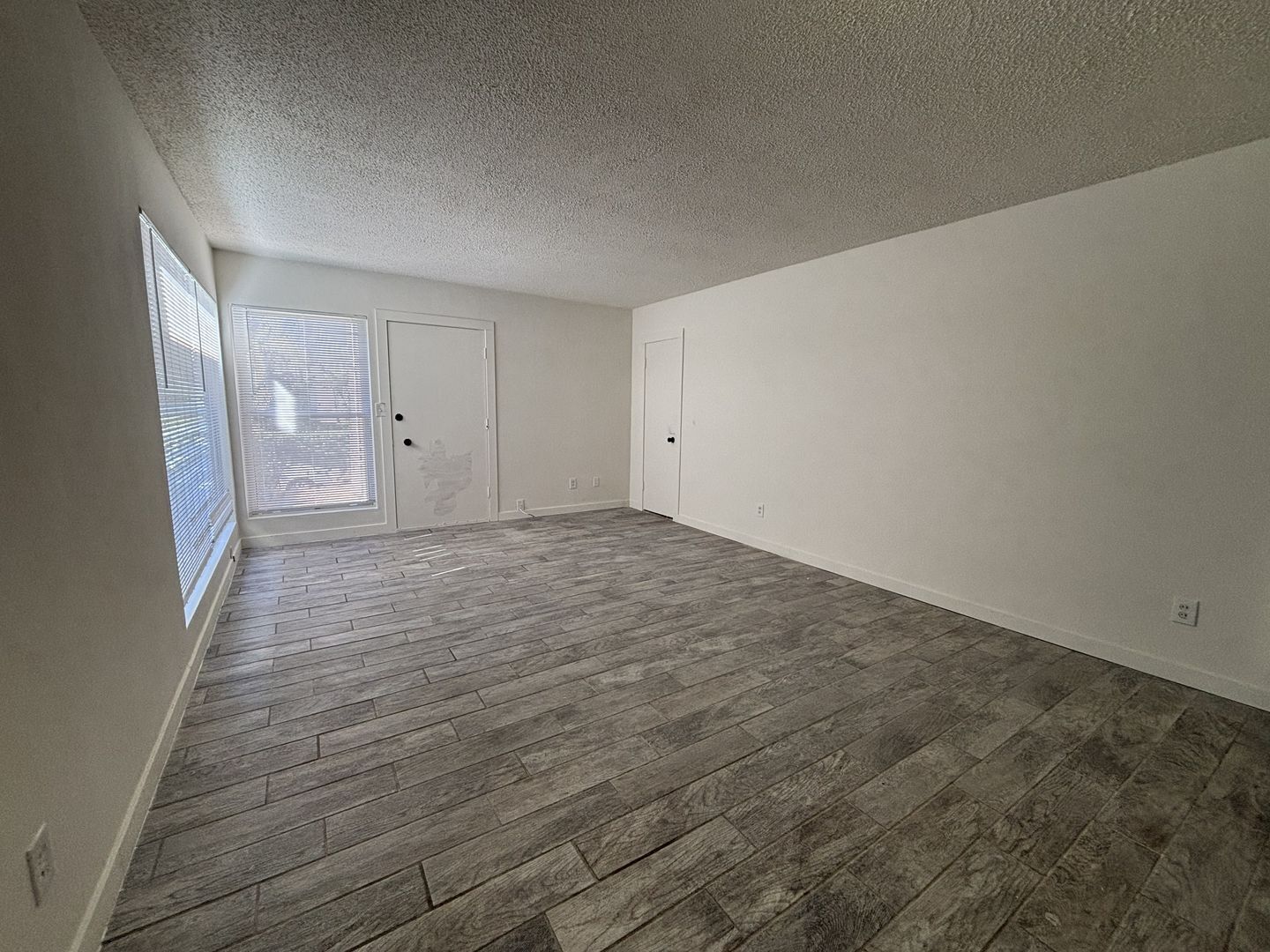 343 Playa Del Sur - San Diego - California - 1 bed, 1 bath rental property