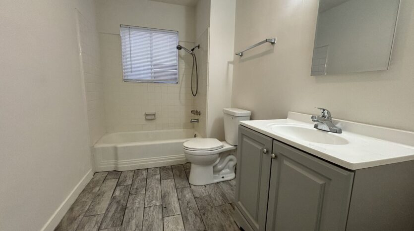 343 Playa Del Sur - San Diego - California - 1 bed, 1 bath rental property