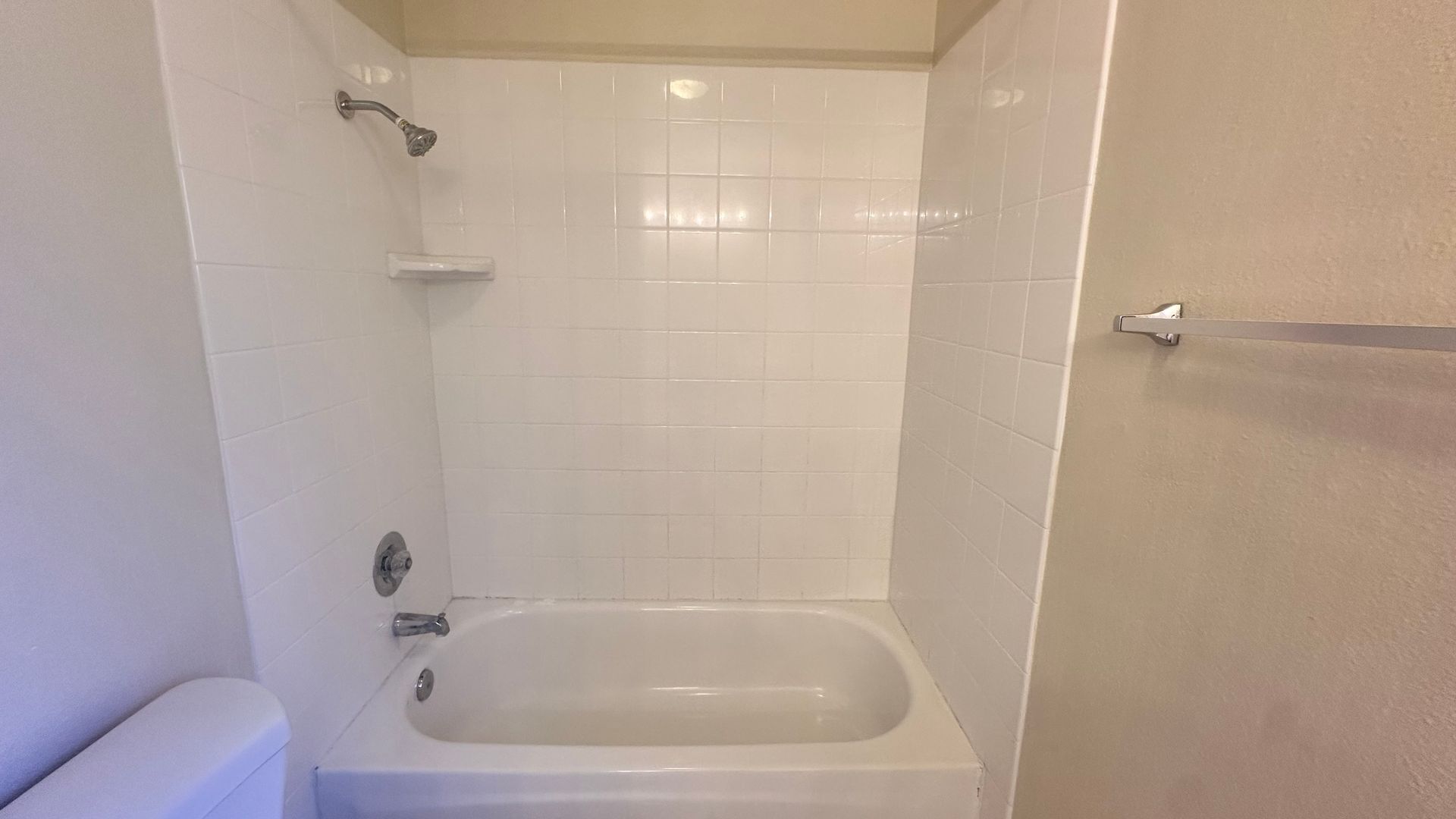3495 W Browning Ave. - Fresno - California - 3 bed, 2 bath rental property