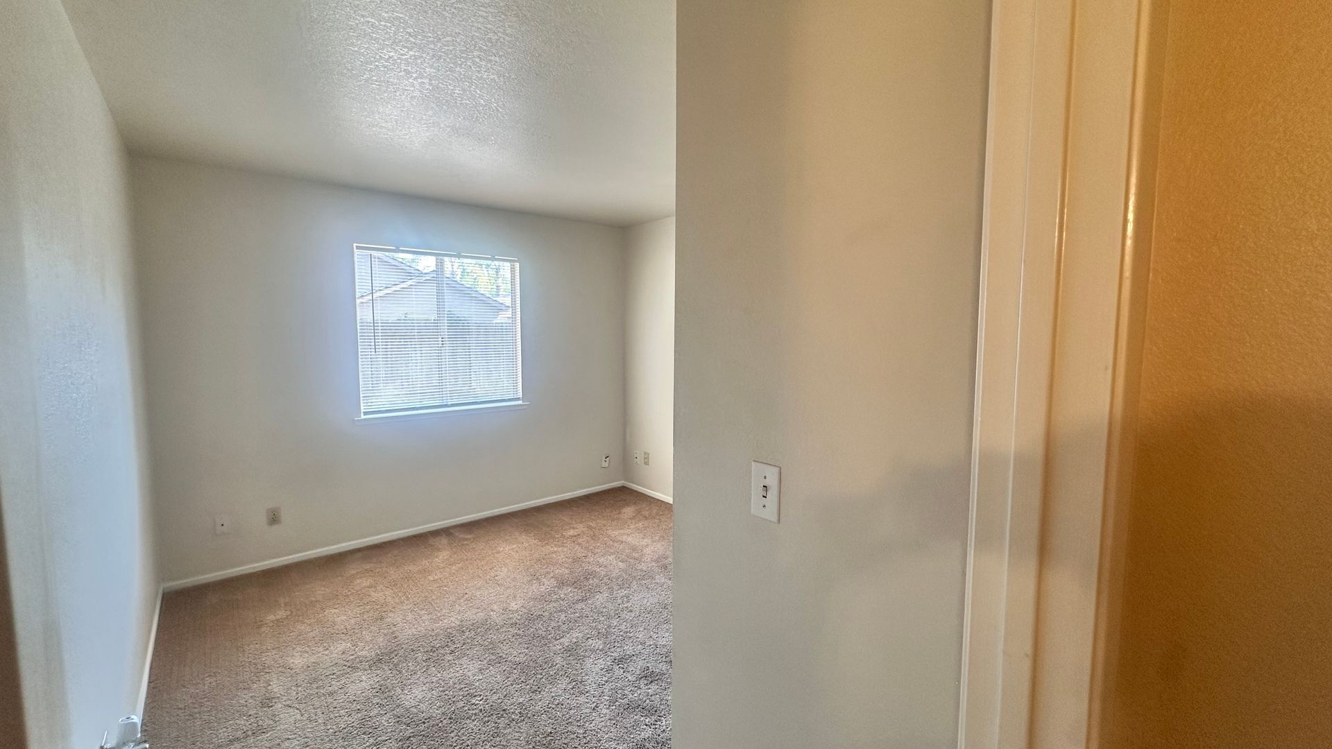 3495 W Browning Ave. - Fresno - California - 3 bed, 2 bath rental property