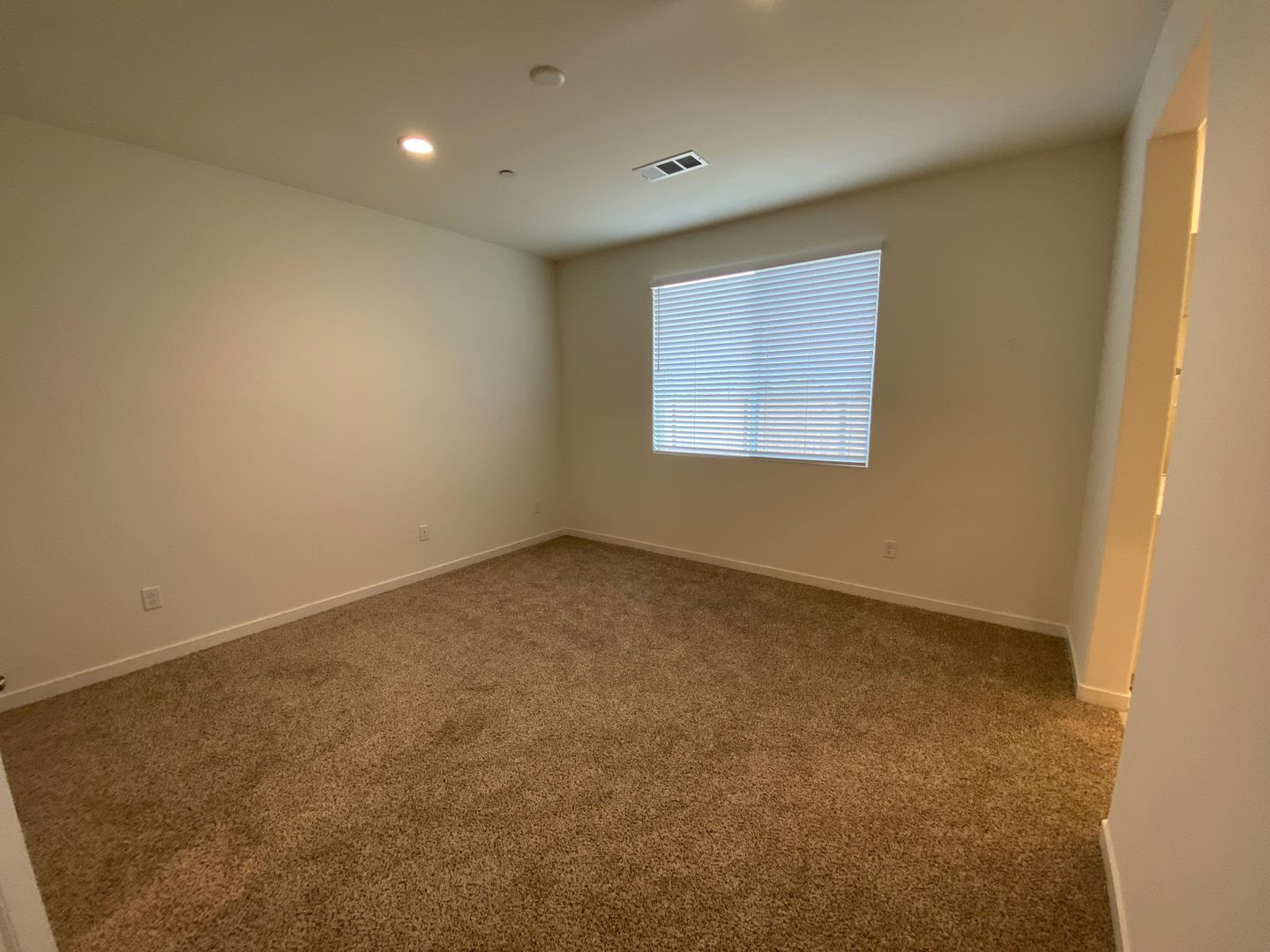 3627 Santa Monica Ct. - Rosamond - California - 4 bed, 2 bath rental property