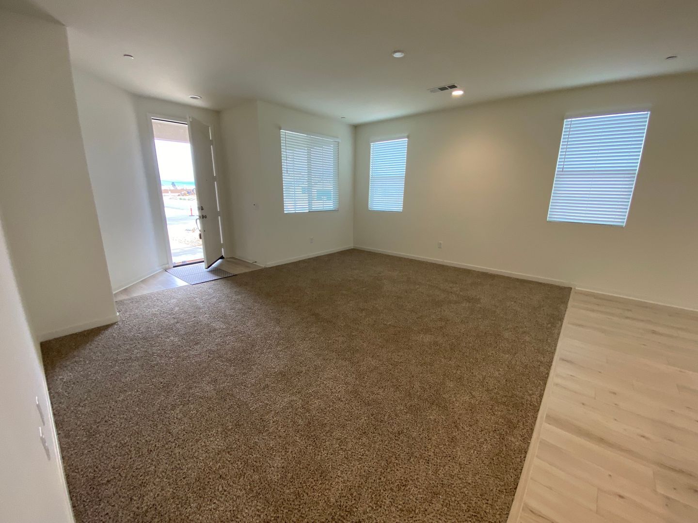 3627 Santa Monica Ct. - Rosamond - California - 4 bed, 2 bath rental property