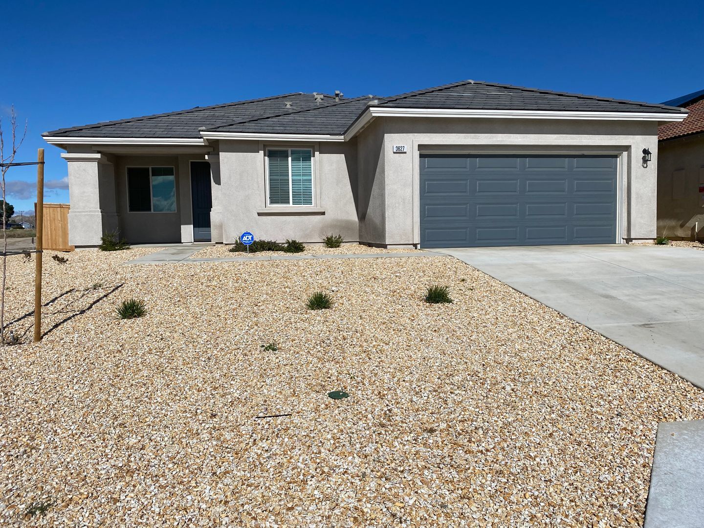 3627 Santa Monica Ct. - Rosamond - California - 4 bed, 2 bath rental property