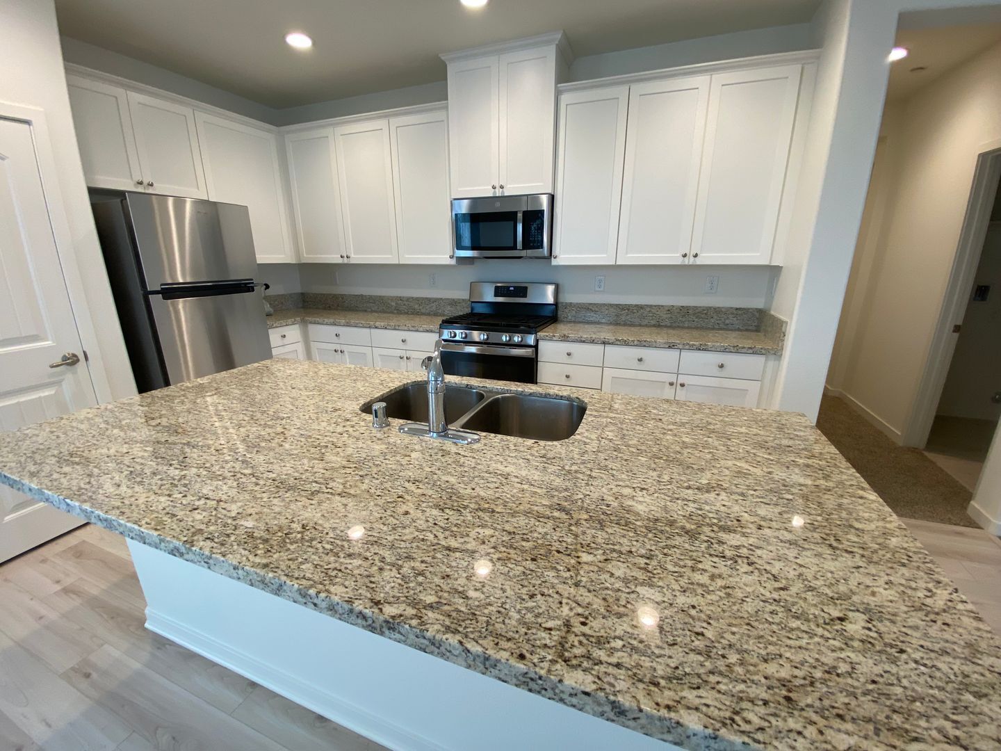 3627 Santa Monica Ct. - Rosamond - California - 4 bed, 2 bath rental property