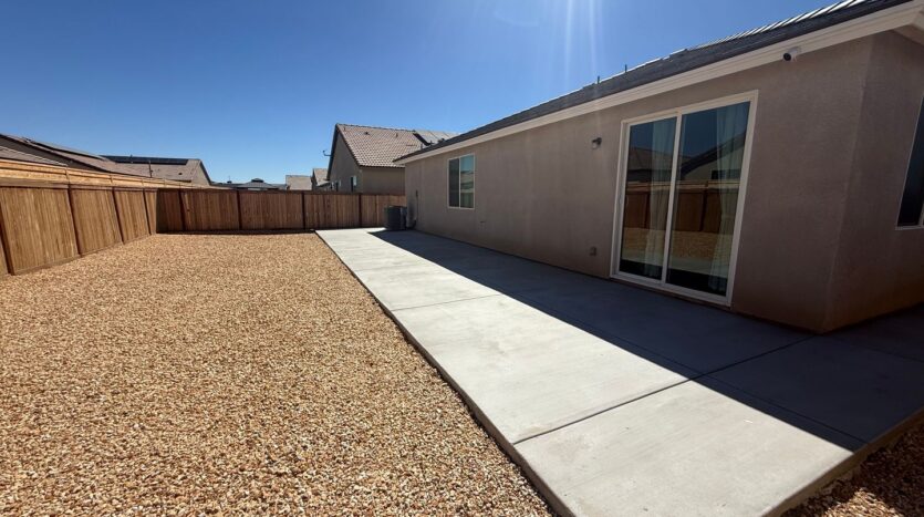 3627 Santa Monica Ct. - Rosamond - California - 4 bed, 2 bath rental property