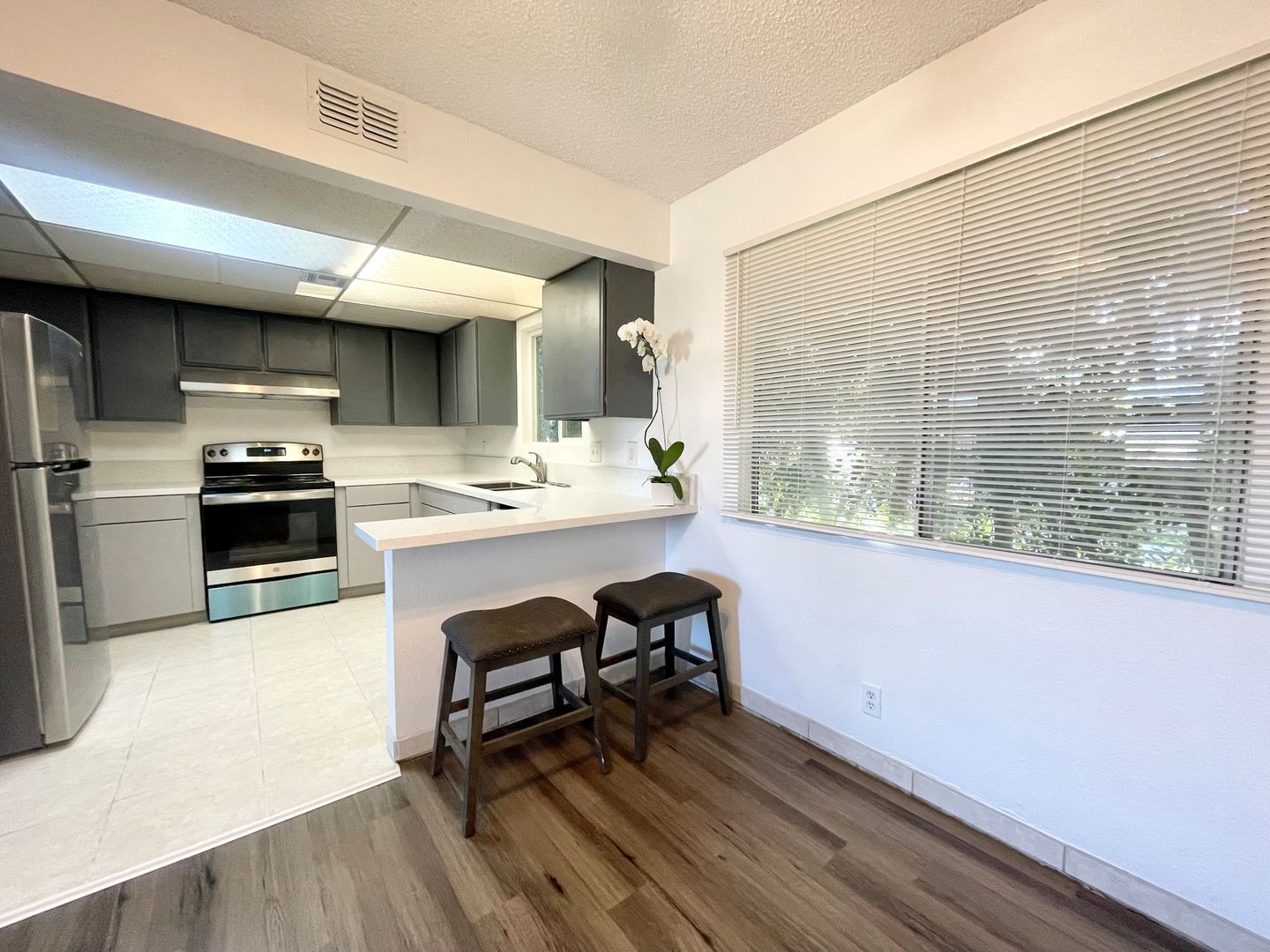 37043 Bankside Drive - Unit 4 - Cathedral City - California - 2 bed, 2 bath rental property