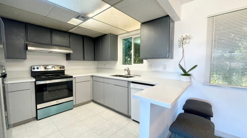37043 Bankside Drive - Unit 4 - Cathedral City - California - 2 bed, 2 bath rental property