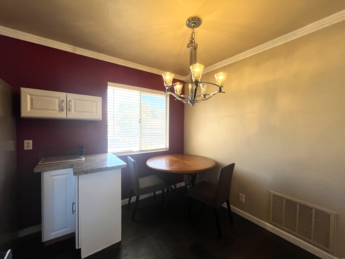 3719 Oak Creek Dr Unit F - Ontario - California - 1 bed, 1 bath rental property