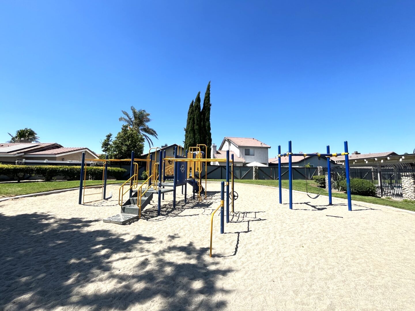 3719 Oak Creek Dr Unit F - Ontario - California - 1 bed, 1 bath rental property
