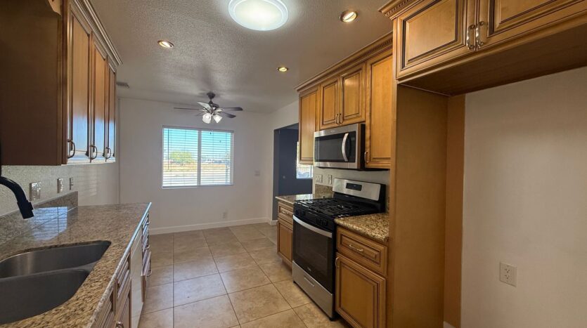 37617 5th St. East - Palmdale - California - 3 bed, 1.5 bath rental property