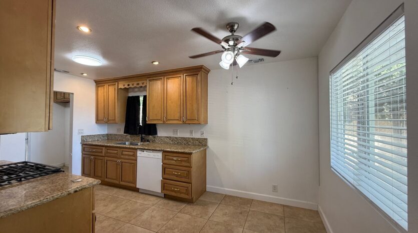 37617 5th St. East - Palmdale - California - 3 bed, 1.5 bath rental property