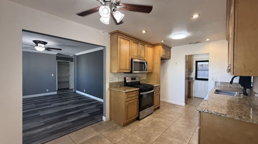 37617 5th St. East - Palmdale - California - 3 bed, 1.5 bath rental property