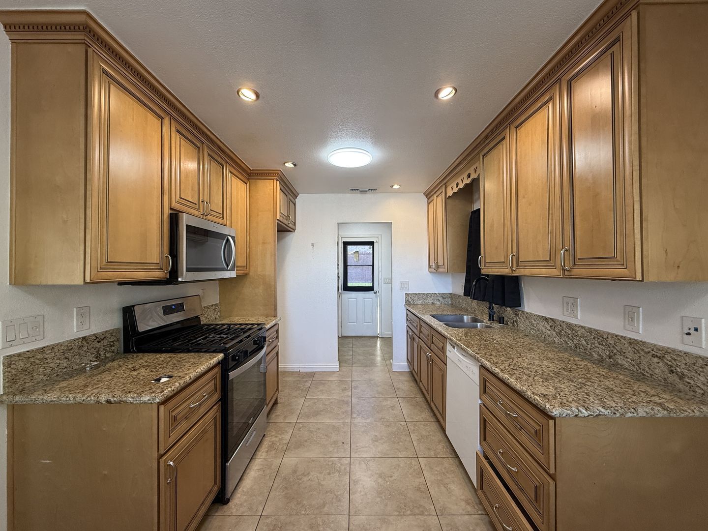 37617 5th St. East - Palmdale - California - 3 bed, 1.5 bath rental property