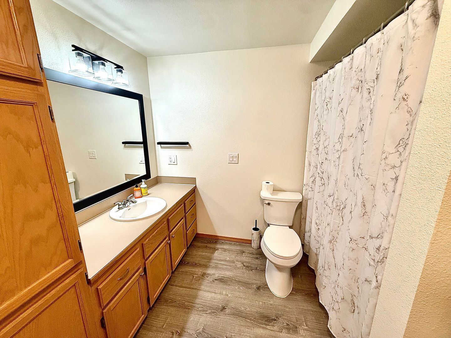 3901 Fremont Ave N  APT 206 - Seattle - Washington - 1 bed, 1 bath rental property