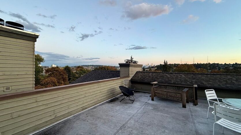 3901 Fremont Ave N  APT 206 - Seattle - Washington - 1 bed, 1 bath rental property