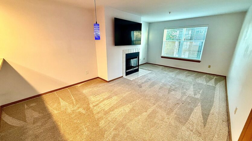 3901 Fremont Ave N  APT 206 - Seattle - Washington - 1 bed, 1 bath rental property