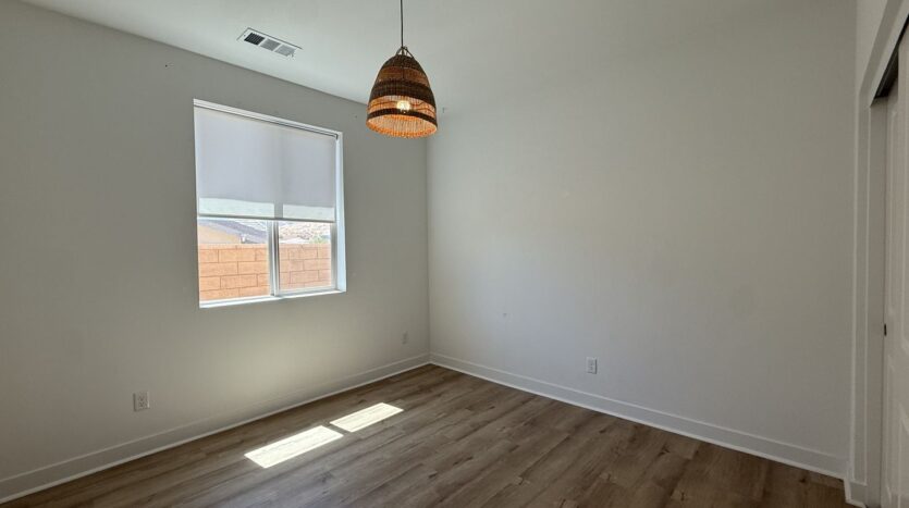 39338 Stirrup Ct - Palmdale - California - 4 bed, 2.5 bath rental property