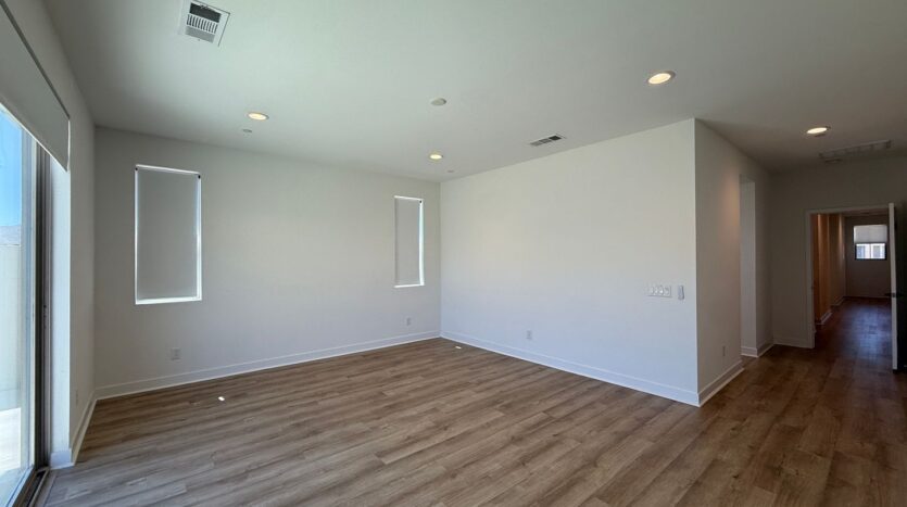 39338 Stirrup Ct - Palmdale - California - 4 bed, 2.5 bath rental property