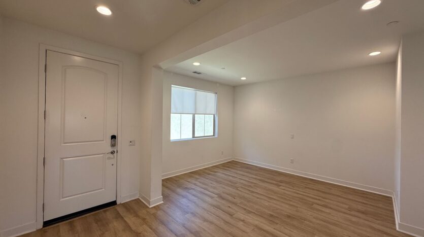 39338 Stirrup Ct - Palmdale - California - 4 bed, 2.5 bath rental property