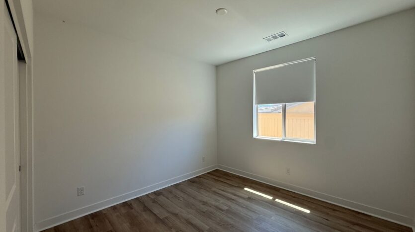 39338 Stirrup Ct - Palmdale - California - 4 bed, 2.5 bath rental property