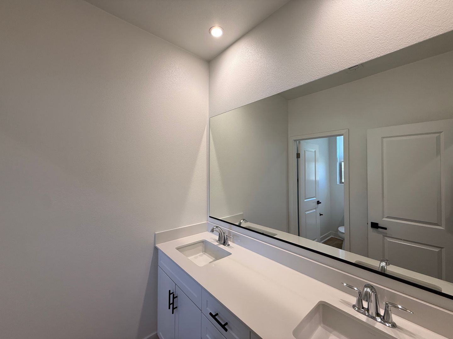39338 Stirrup Ct - Palmdale - California - 4 bed, 2.5 bath rental property
