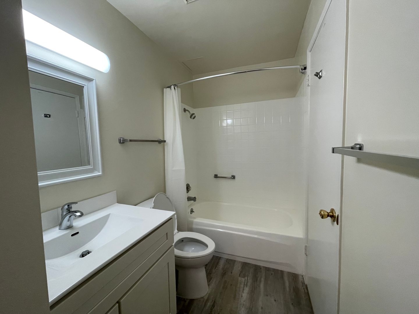 4 Anchor Drive #233 - Emeryville - California - 1 bath rental property