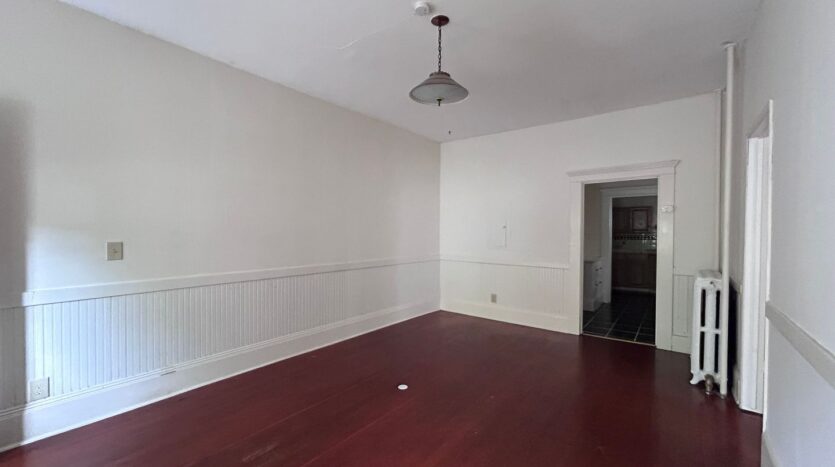 413 E Maple St - Bellingham - Washington - 1 bed, 1 bath rental property
