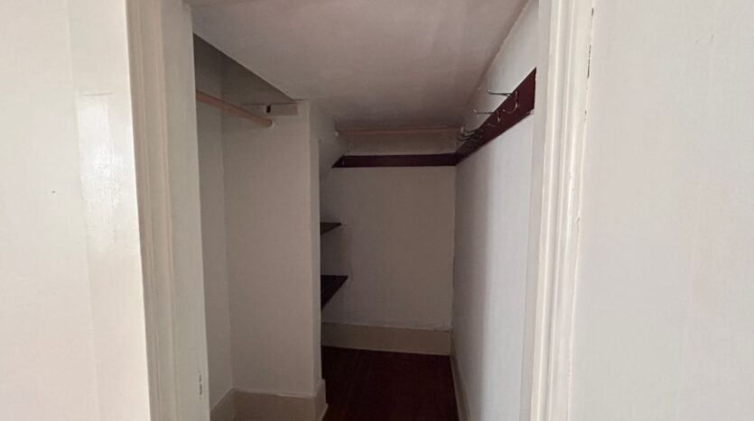 413 E Maple St - Bellingham - Washington - 1 bed, 1 bath rental property
