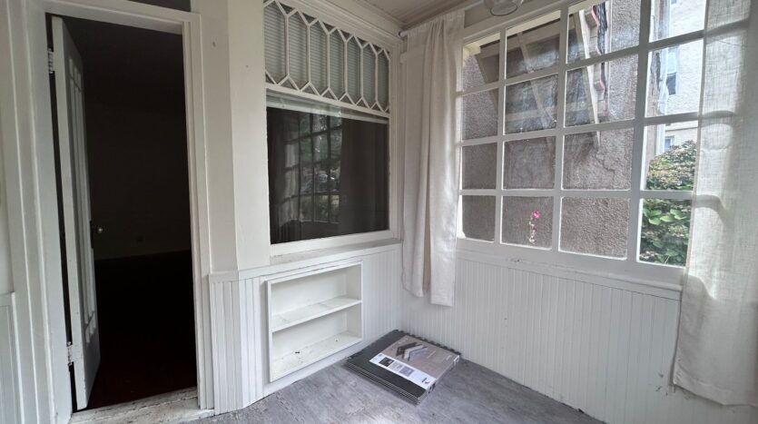 413 E Maple St - Bellingham - Washington - 1 bed, 1 bath rental property