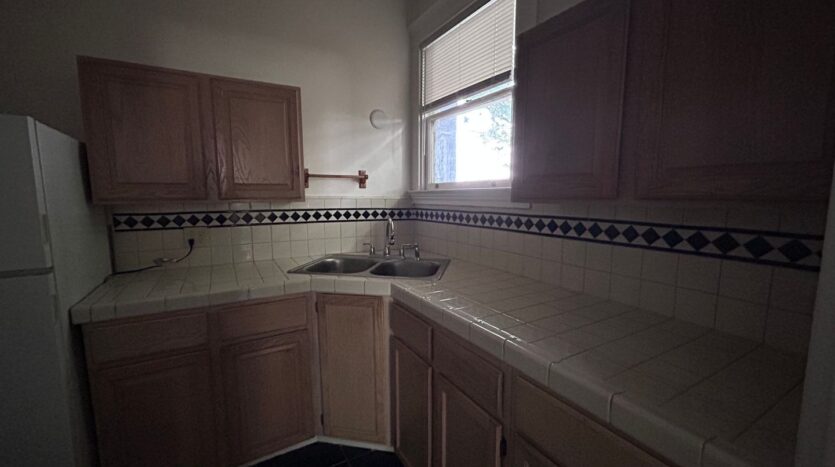 413 E Maple St - Bellingham - Washington - 1 bed, 1 bath rental property