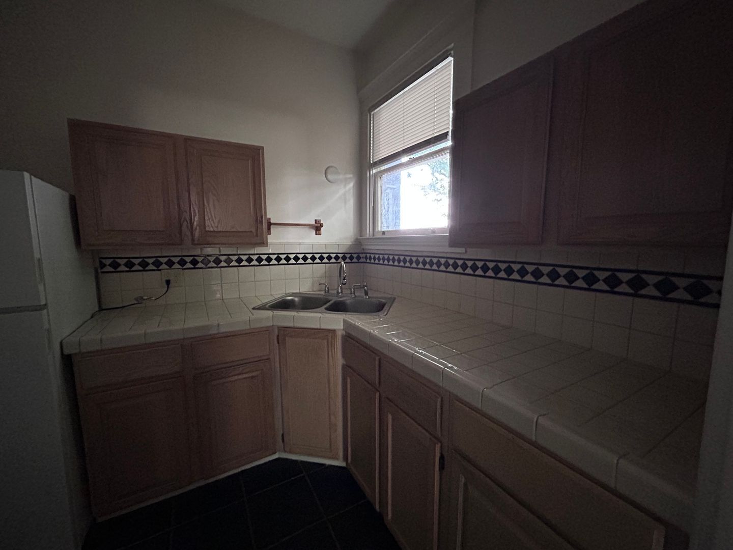 413 E Maple St - Bellingham - Washington - 1 bed, 1 bath rental property