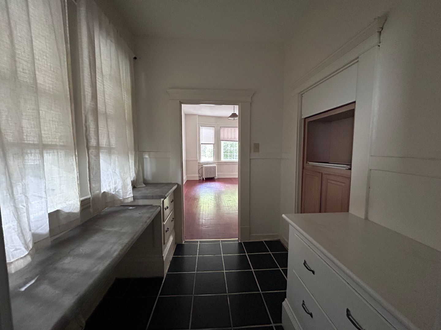 413 E Maple St - Bellingham - Washington - 1 bed, 1 bath rental property